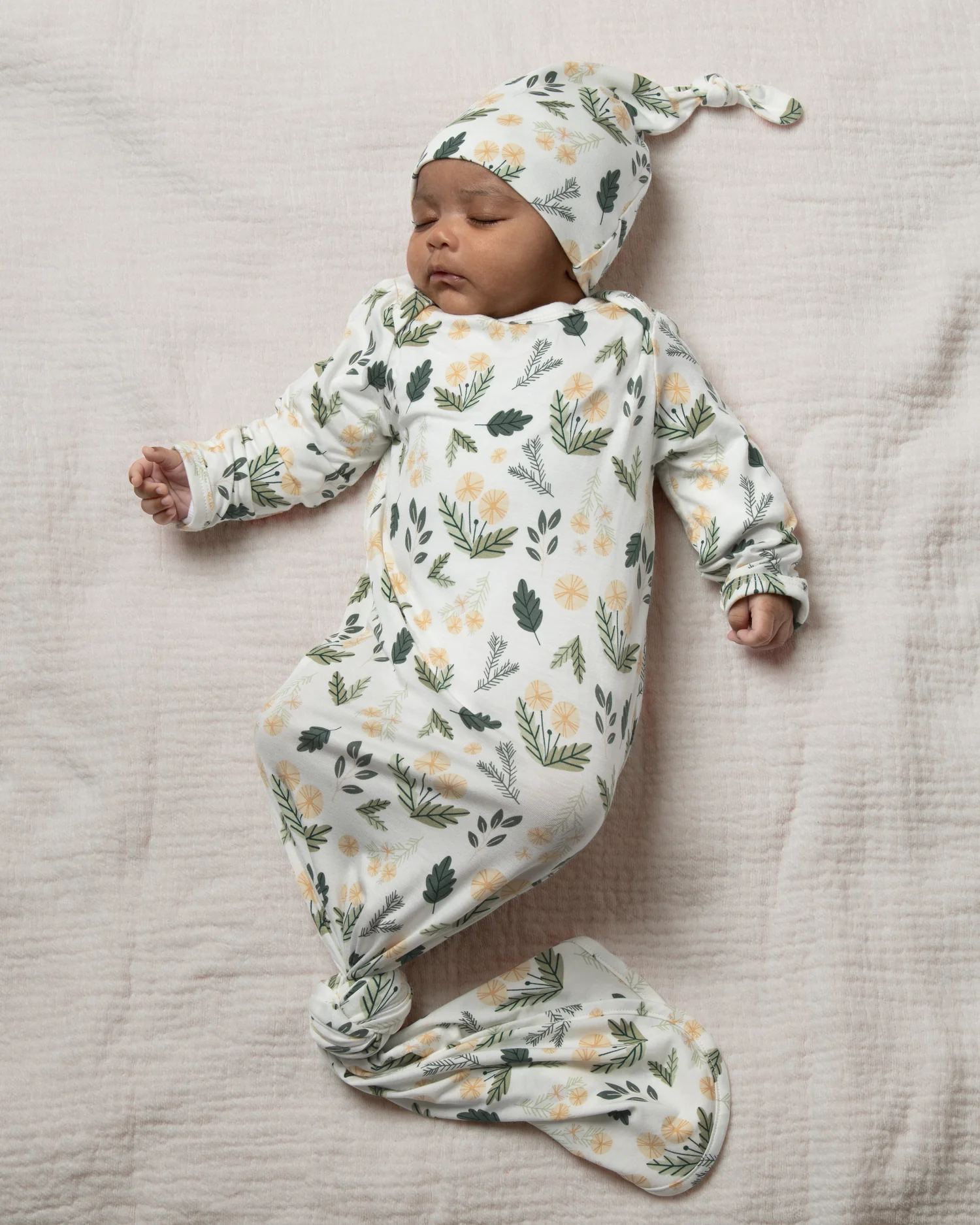 Bamboo Knotted Baby Gown & Hat | Honey Dandelion