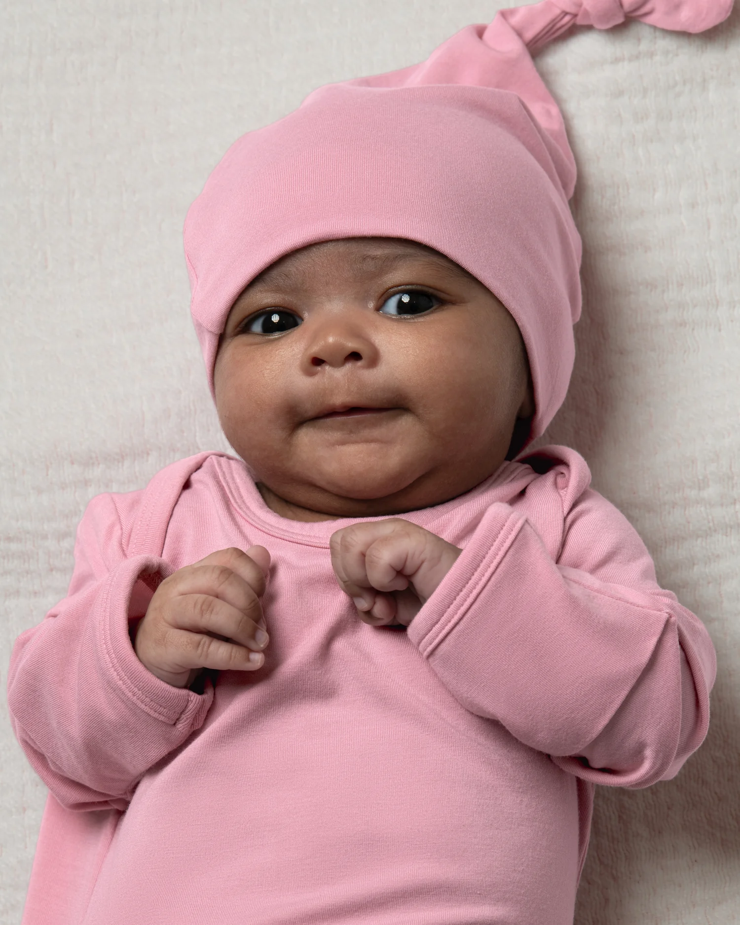 Bamboo Knotted Baby Gown & Hat | Light Mauve - Image 2