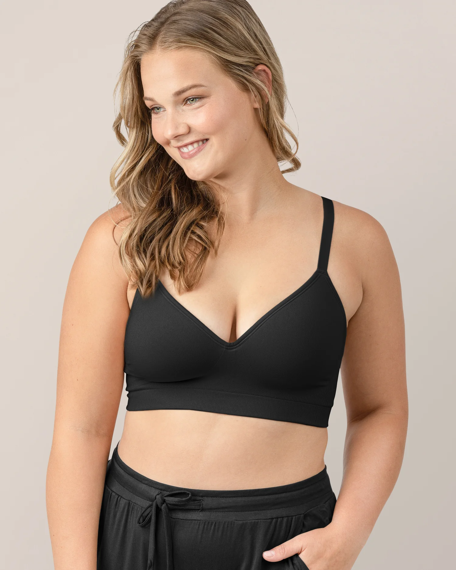 Everly Wireless Contour Bra | Black - Image 4