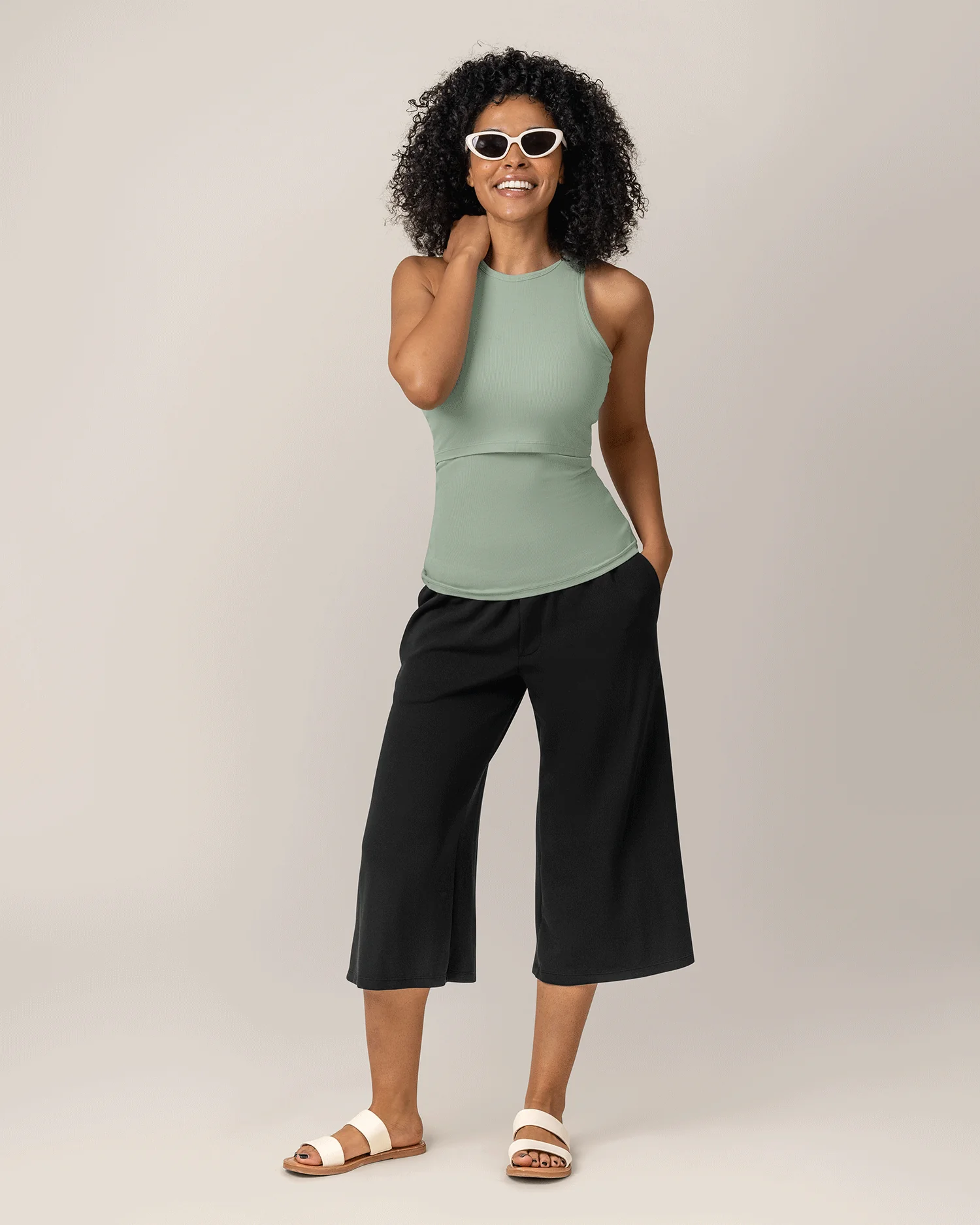 Evie Maternity & Postpartum Pull-On Cropped Pant | Black - Image 4