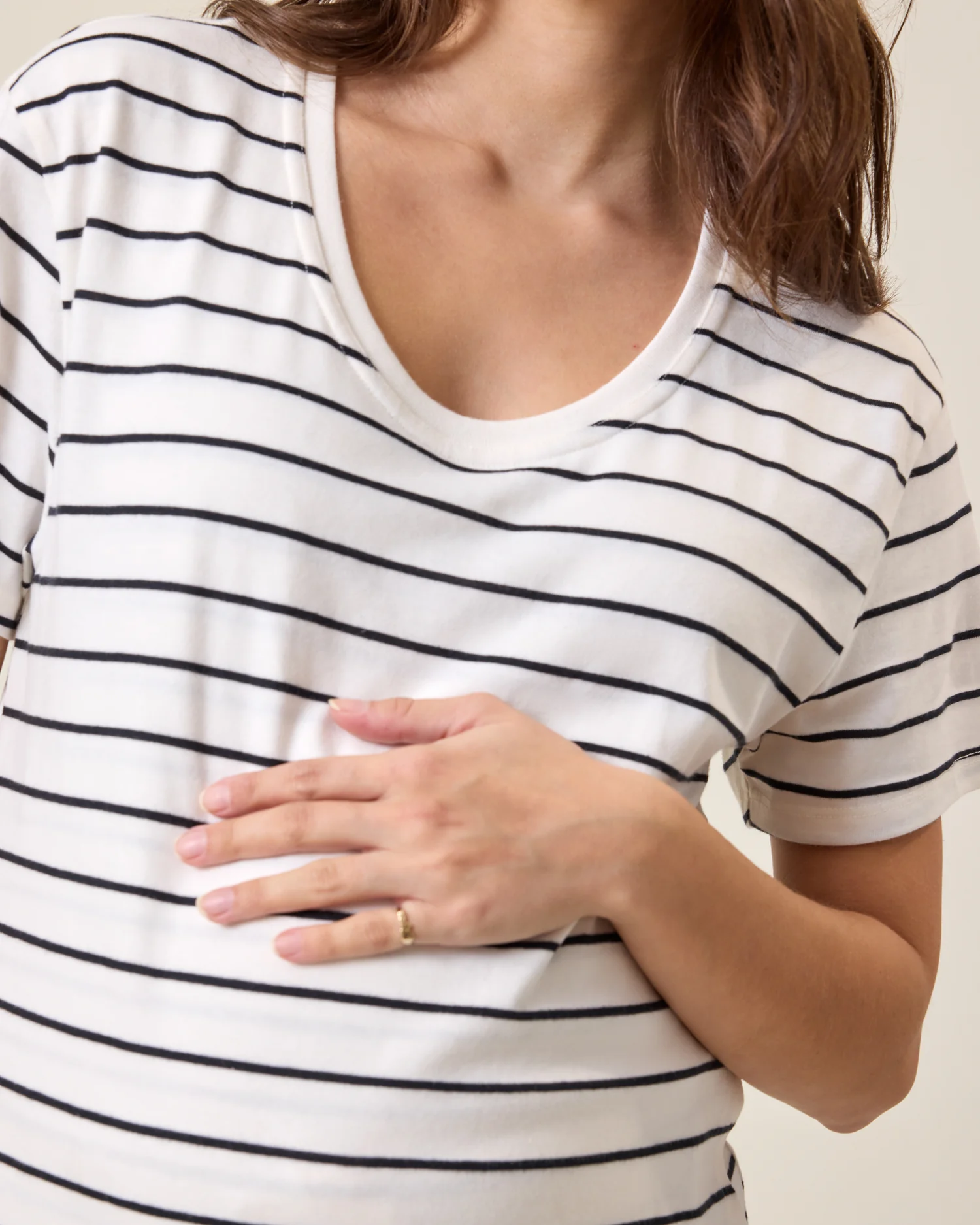 Relaxed Cotton Maternity & Nursing T-shirt | White & Black Stripe - Image 3