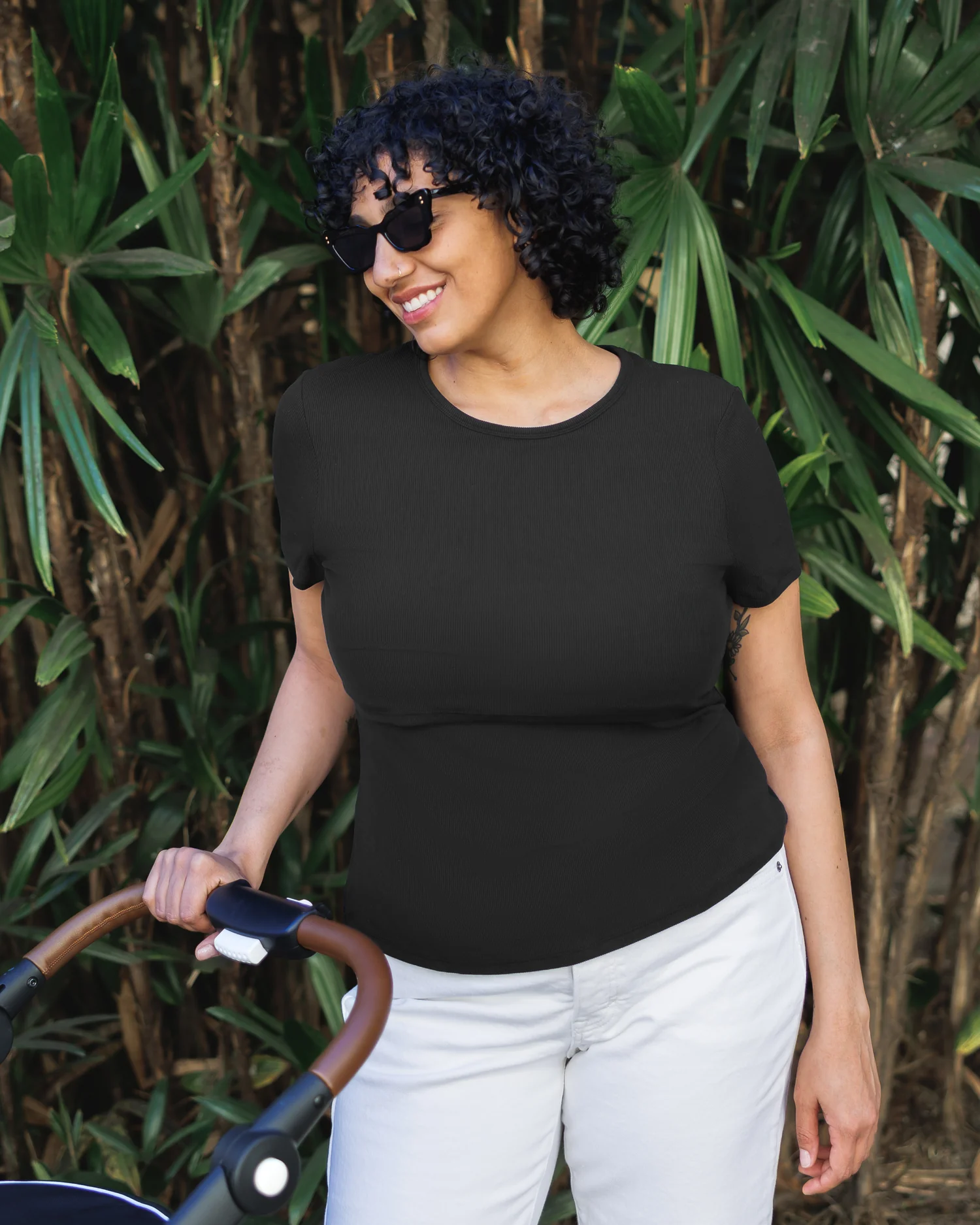 Ribbed Bamboo Crew Neck Nursing T-shirt | Black - Image 5
