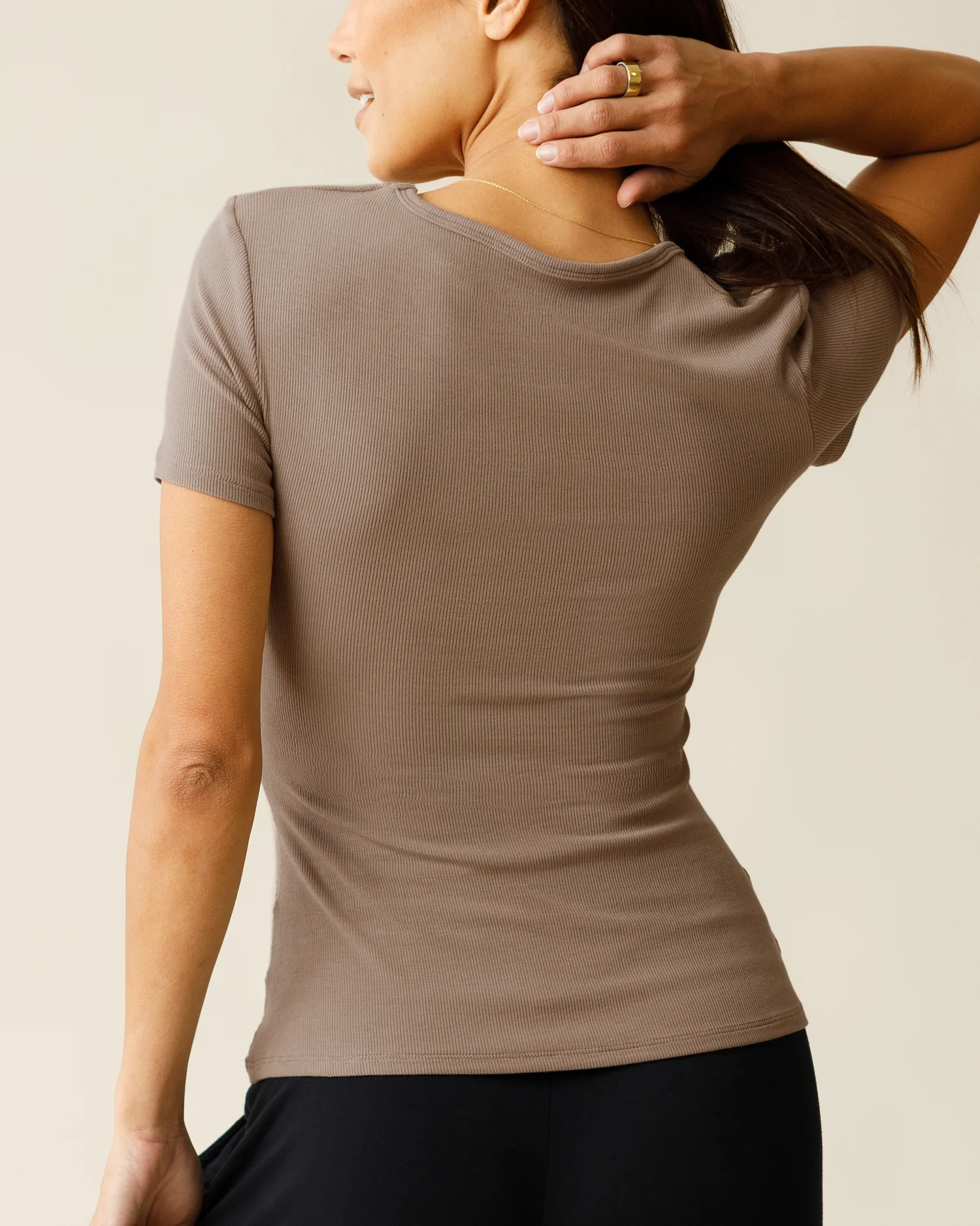 Ribbed Bamboo Crew Neck Nursing T-shirt | Taupe - Image 3