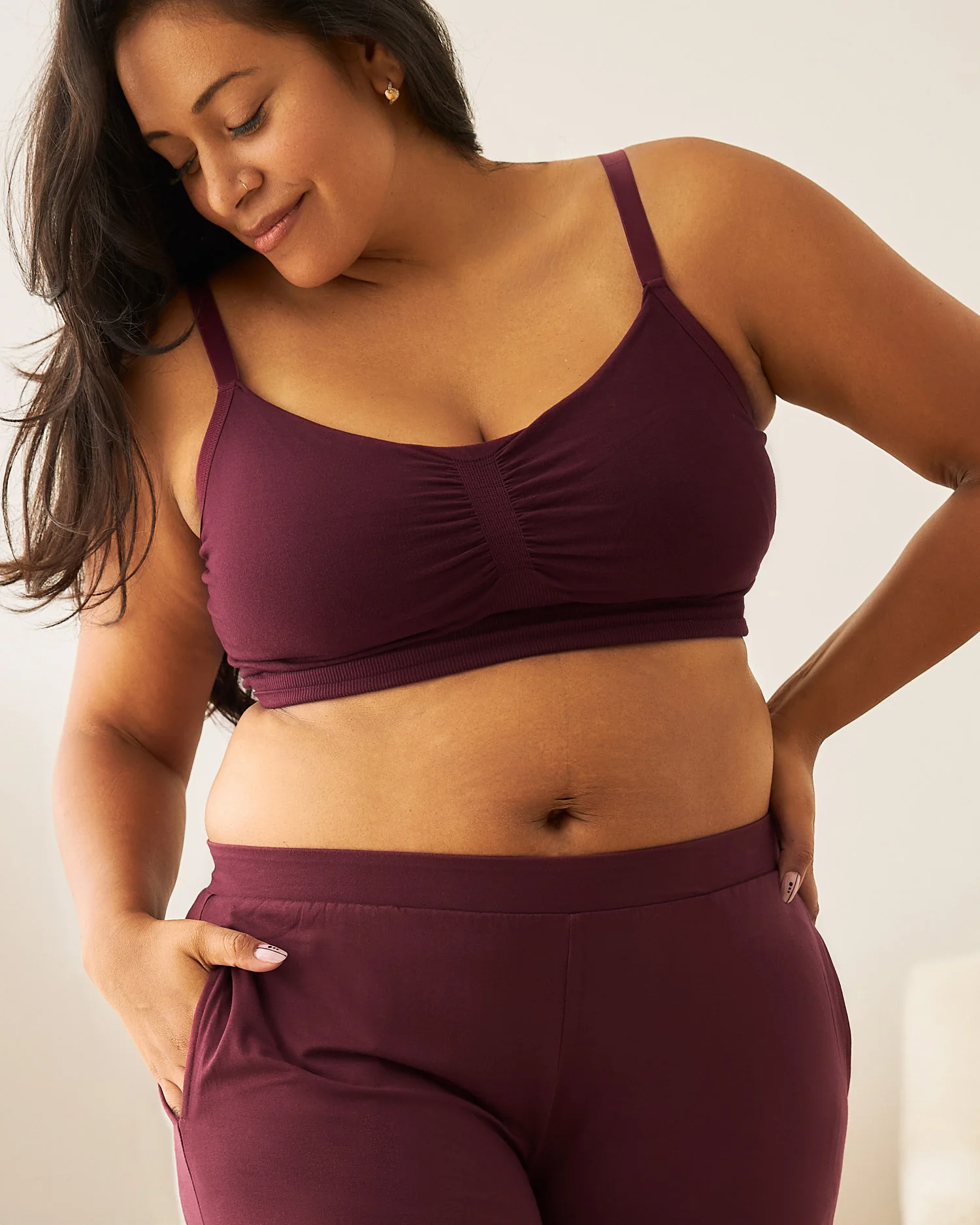 Sublime® Bamboo Hands-Free Pumping Lounge & Sleep Bra | Deep Burgundy - Image 5