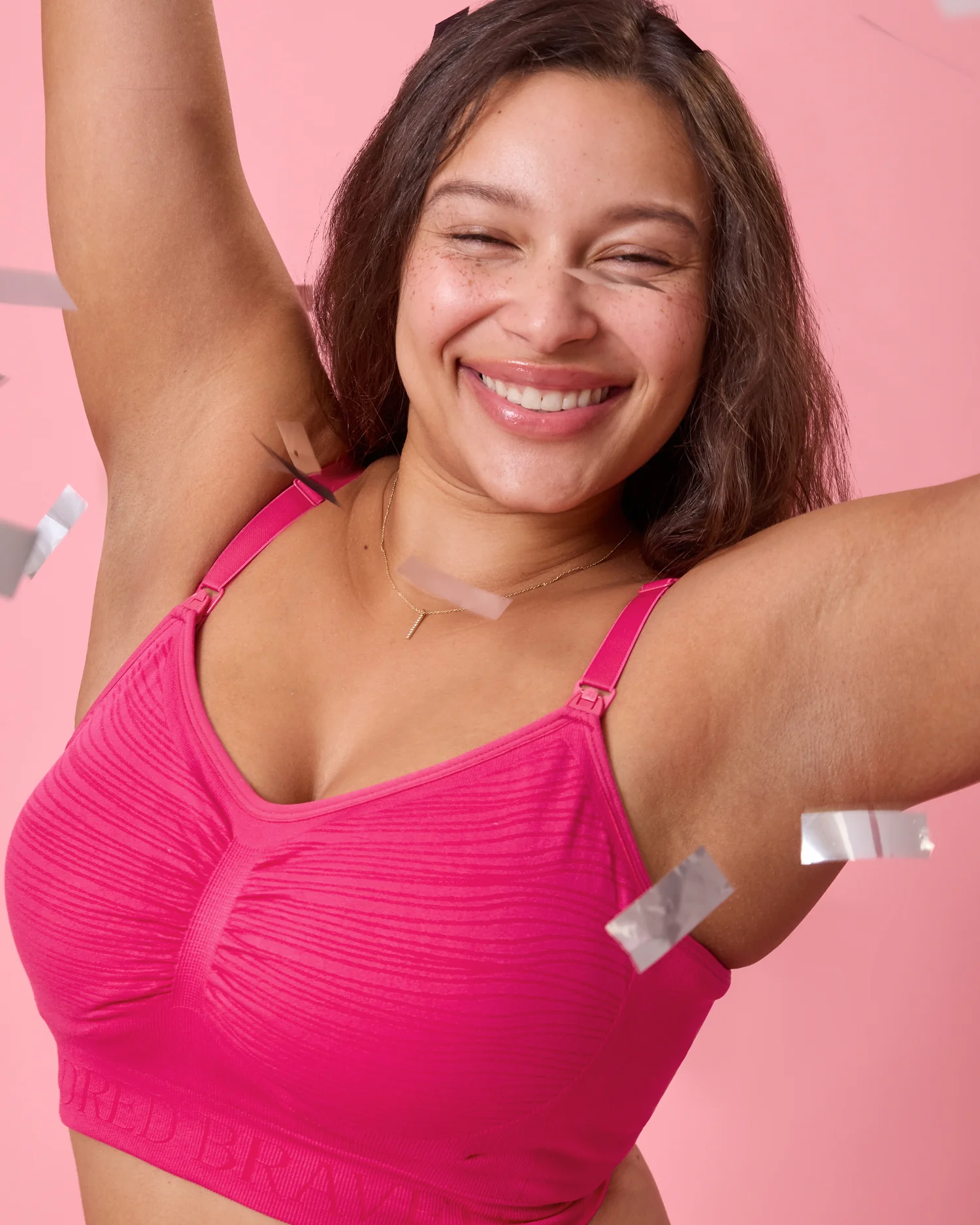 Sublime® Hands-Free Pumping & Nursing Bra | Raspberry Pink - Image 6